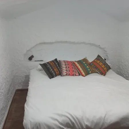 Cuevas Barrio Santas Apartamento